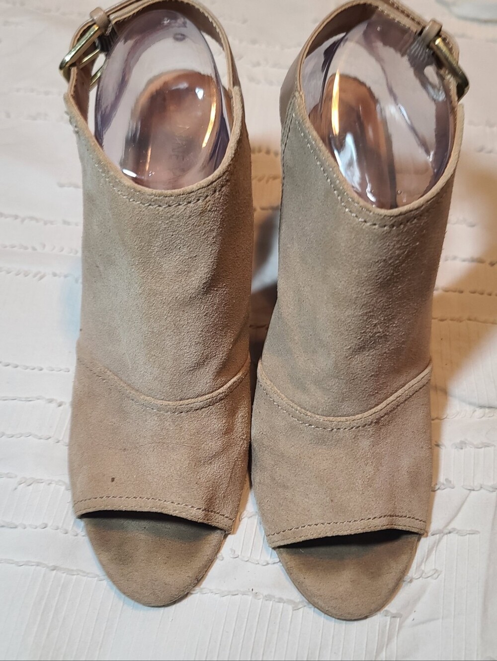Nine West Paton Beige Suede Peep Toe Wedge Sandals Ankle Strap Buckle 10M